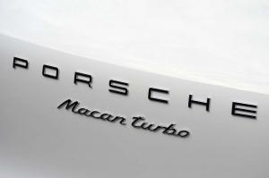 2015 Porsche Macan Turbo