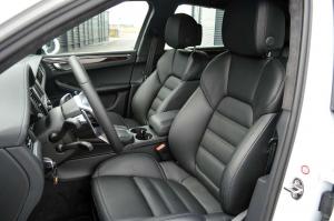 2015 Porsche Macan Turbo