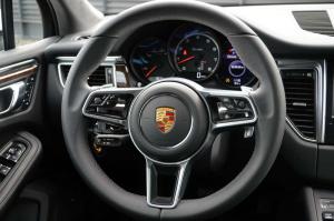 2015 Porsche Macan Turbo