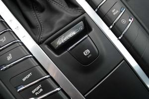 2015 Porsche Macan Turbo