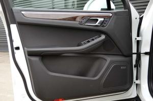 2015 Porsche Macan Turbo