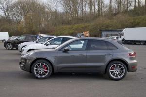 2015 Porsche Macan Turbo