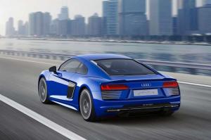 2015 Audi R8 e-tron Piloted Driving Concept