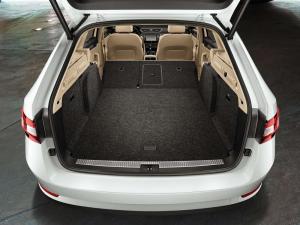 2015 год Skoda Superb Combi