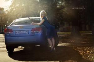 Стильные штучки - Chevrolet Cruze и красавица-блондинка