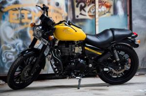 2015 Royal Enfield Thunderbird 500 by Eimor Customs