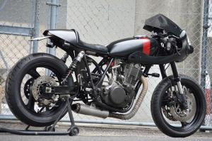 2015 Yamaha SR400 by N-BU Custom Motors