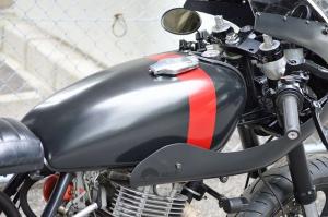 2015 Yamaha SR400 by N-BU Custom Motors