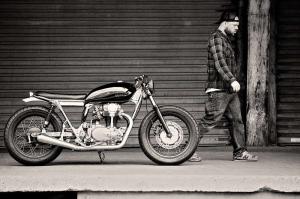 2001 Kawasaki W650 by Clutch Custom Motorcycles