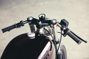 2001 Kawasaki W650 by Clutch Custom Motorcycles