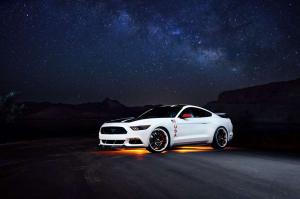 Ford Mustang: привет из космоса