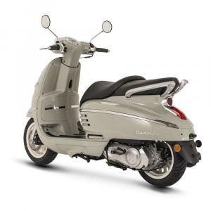 2015 Peugeot Django