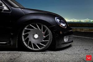 2015 Volkswagen Beetle on Vossen Wheels VLE1)