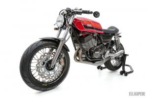 Yamaha RD400 – австралийский кафе рейсер