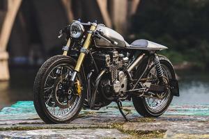Honda CB750 – кафе рейсер от Rumblesmith