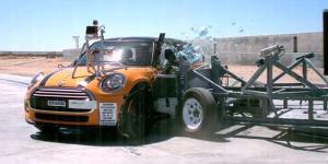 Краш-тест выявил слабое место трёхдверных автомобилей Mini