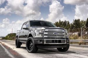 Пикап Ford F150 Platinum 2015 на 22-дюймовых «катках»