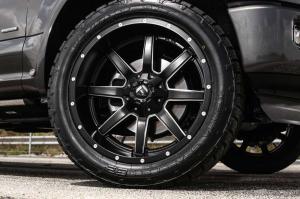 Пикап Ford F150 Platinum 2015 на 22-дюймовых «катках»