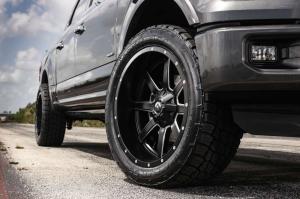 Пикап Ford F150 Platinum 2015 на 22-дюймовых «катках»