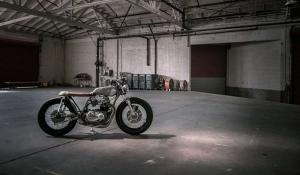 2015 Kawasaki KZ400 by Garaje 57