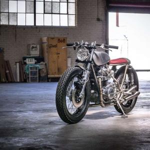 2015 Kawasaki KZ400 by Garaje 57