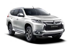2015 Mitsubishi Pajero Sport TH)