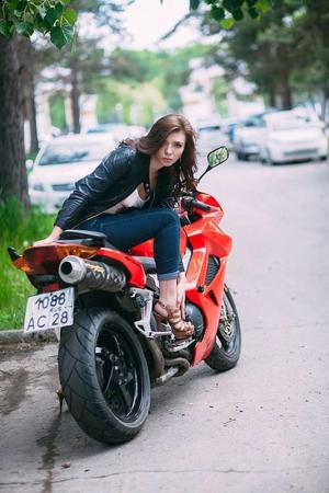 Универсальная наездница