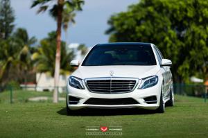 2015 Mercedes-Benz S550 by RENNtech on Vossen Wheels