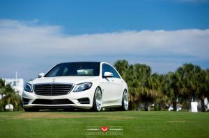 2015 Mercedes-Benz S550 by RENNtech on Vossen Wheels