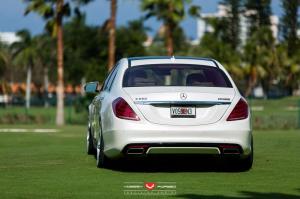 2015 Mercedes-Benz S550 by RENNtech on Vossen Wheels