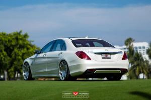 2015 Mercedes-Benz S550 by RENNtech on Vossen Wheels