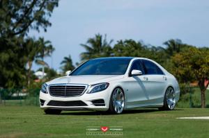 2015 Mercedes-Benz S550 by RENNtech on Vossen Wheels