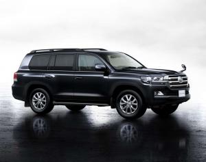 2015 Toyota Land Cruiser 200 JP)