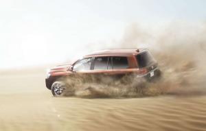2015 Toyota Land Cruiser 200 JP)