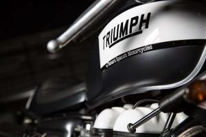 2005 Triumph Thruxton by Tamarit