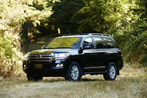 2016 Toyota Land Cruiser US)