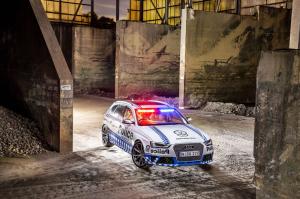 2015 Audi RS4 Avant Police AU)