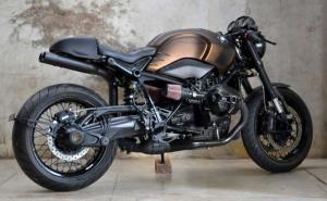 2015 BMW R Nine T Brown by Johnnie Wash