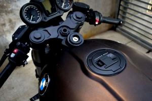 2015 BMW R Nine T Brown by Johnnie Wash