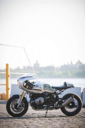 2015 BMW R nineT by JANE Motorcycles