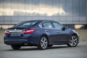 2016 Nissan Altima SR