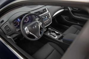 2016 Nissan Altima SR