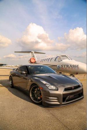2014 Nissan GT-R Black Edition by AMS Performance with Strasse Wheels