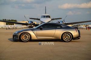 2014 Nissan GT-R Black Edition by AMS Performance with Strasse Wheels