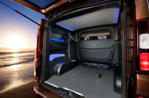 2015 Opel Vivaro Surf Concept