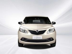 2015 Lancia Ypsilon