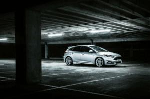 2015 Ford Focus ST Mountune UK)