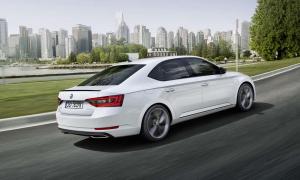 2015 Skoda Superb SportLine