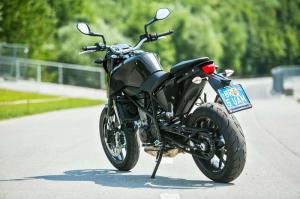 2016 KTM 690 Duke
