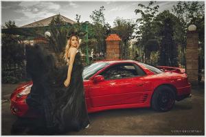 Любимый автомобиль светловолосой феи